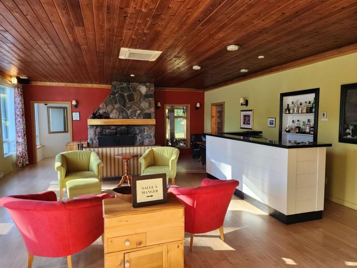 Auberge Des Nuages ラ・マルベー エクステリア 写真