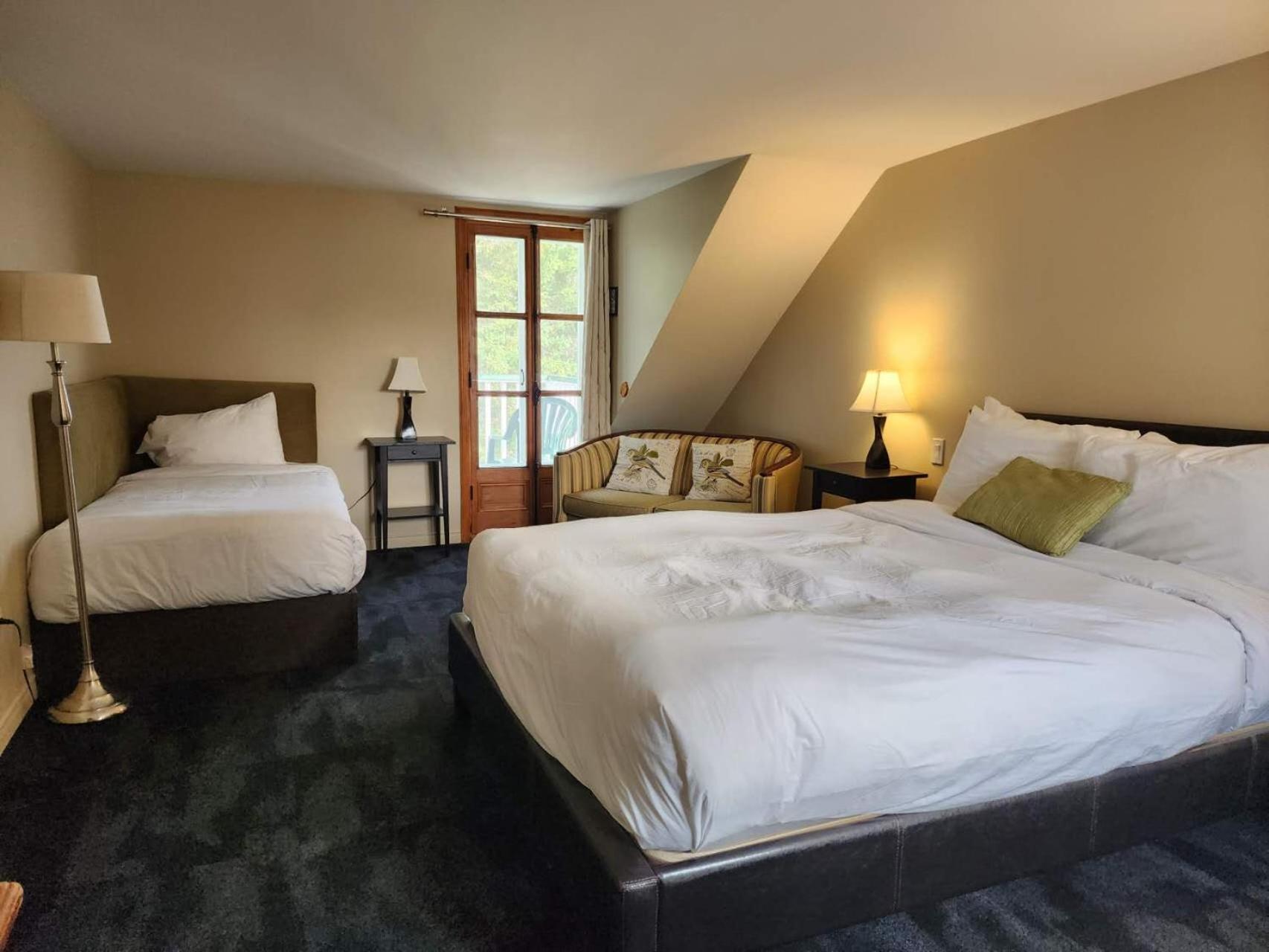 Auberge Des Nuages ラ・マルベー エクステリア 写真